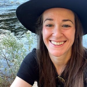 Meet your Posher, Sara